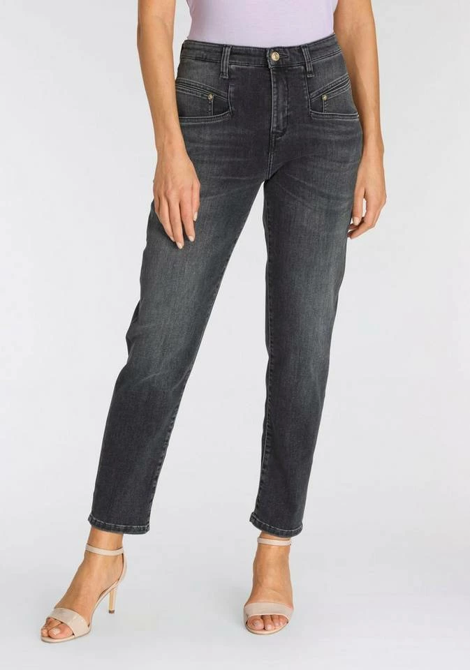 Blitzangebot 🎉 MAC Ankle-Jeans »Rich-Carrot Sylvie Meis« Krempelbarer Karotten-Schnitt von MAC mit Sylvie Meis Blue authentic used wash, Super bright blue stone wash, Dark blue used wash, Dark blue fashion rinsed 👍 – Bild 14