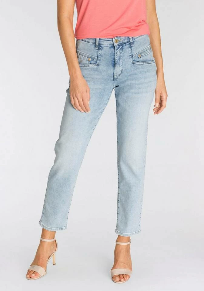 Blitzangebot 🎉 MAC Ankle-Jeans »Rich-Carrot Sylvie Meis« Krempelbarer Karotten-Schnitt von MAC mit Sylvie Meis Blue authentic used wash, Super bright blue stone wash, Dark blue used wash, Dark blue fashion rinsed 👍 – Bild 21