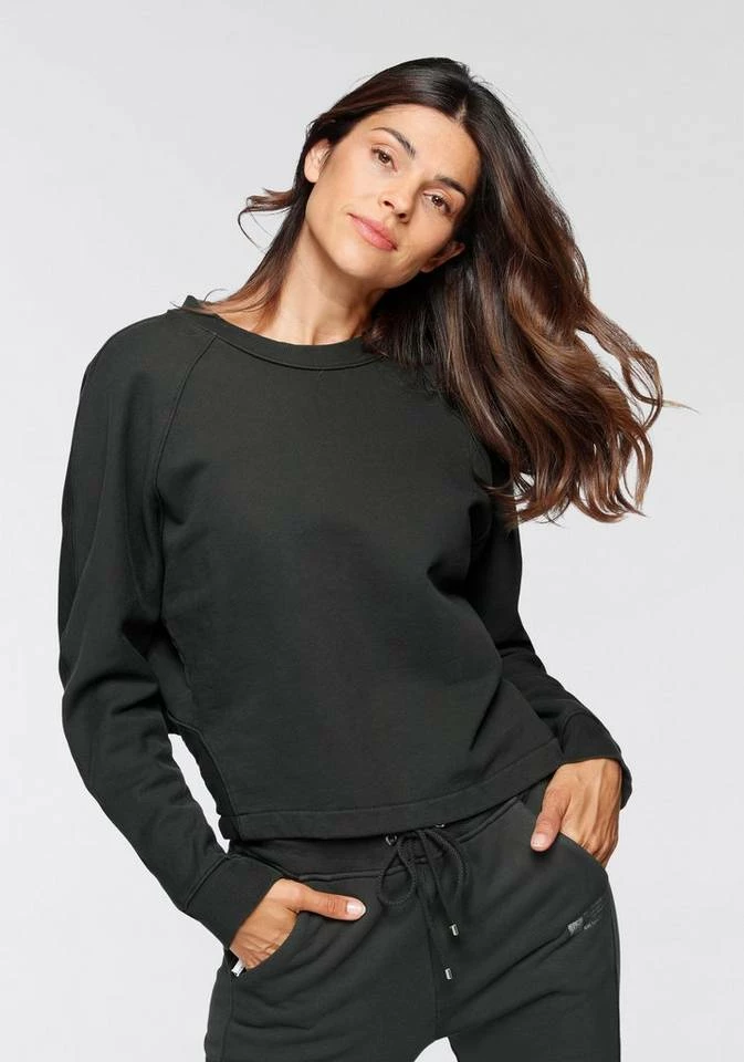 Aktion 😉 MAC Sweatshirt »Sweater Future« Im Rücken kürzer geschnitten als vorne Dark kahki green, Black 👏 – Bild 10