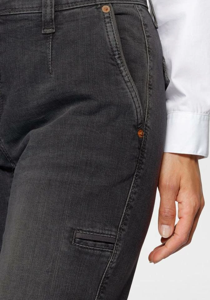 Angebote ❤️ MAC Ankle-Jeans »Rich Cargo Denim« Lässig in Cargo-Optik mit den typischen Taschen Mid blue fancy destroyed, Grey-black used wash 😉 – Bild 3